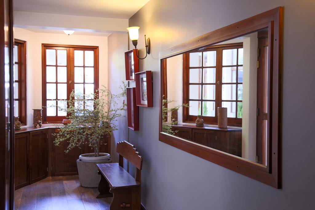 Hotel Residencia Del Sol Ville de Guatemala Extérieur photo