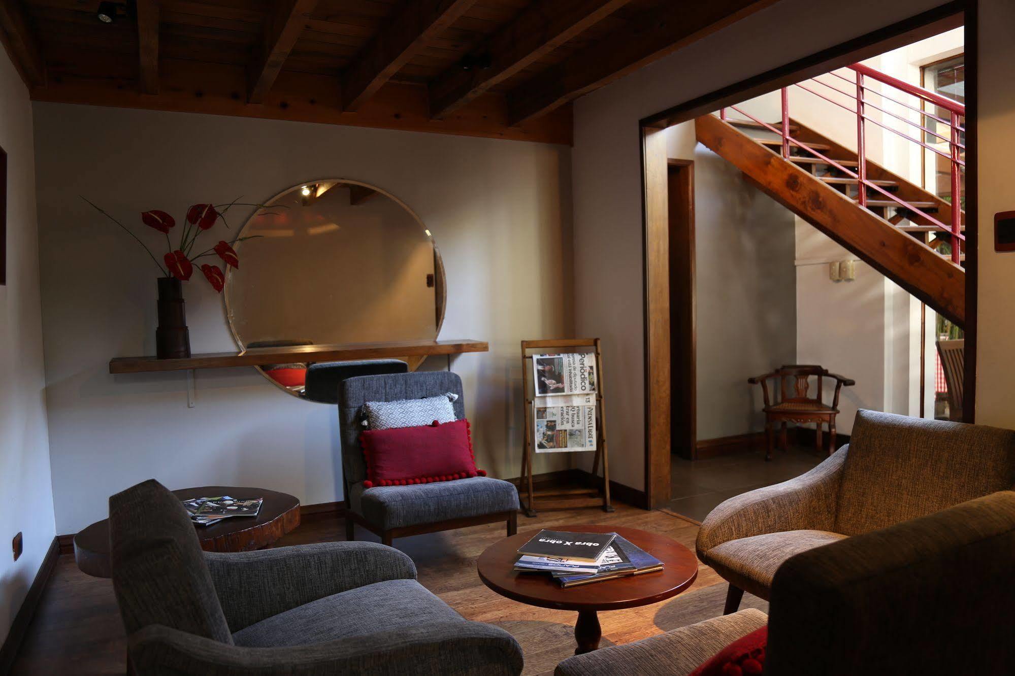 Hotel Residencia Del Sol Ville de Guatemala Extérieur photo