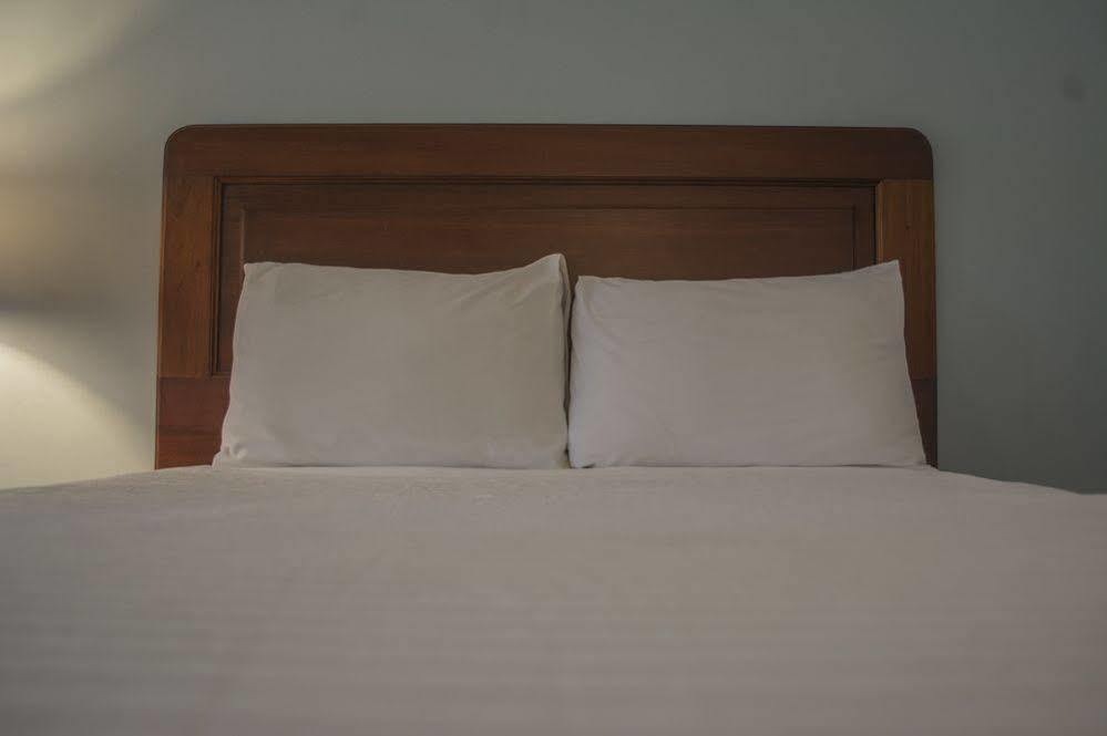 Hotel Residencia Del Sol Ville de Guatemala Extérieur photo